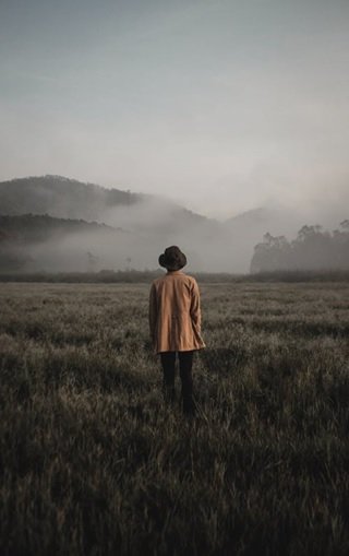 SOLEDAD: APRENDER A VIVIRLA COMO UNA ALIADA